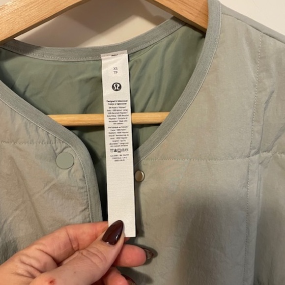 LULULEMON INSULATED LINER COAT. BNWT - Picture 3 of 6